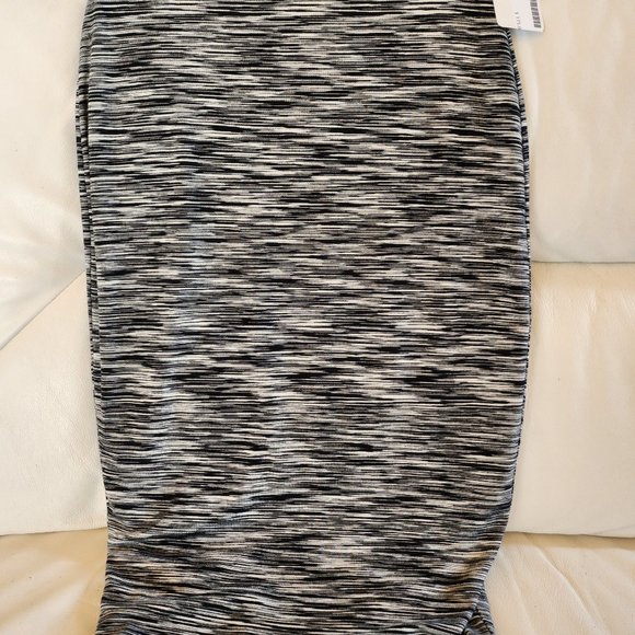 Skirt - Picture 1 of 3